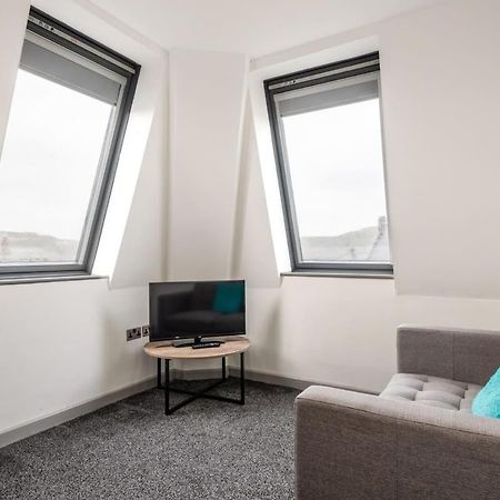 Modern 1 Bed Budget Apartment In Central 哈利法克斯 外观 照片